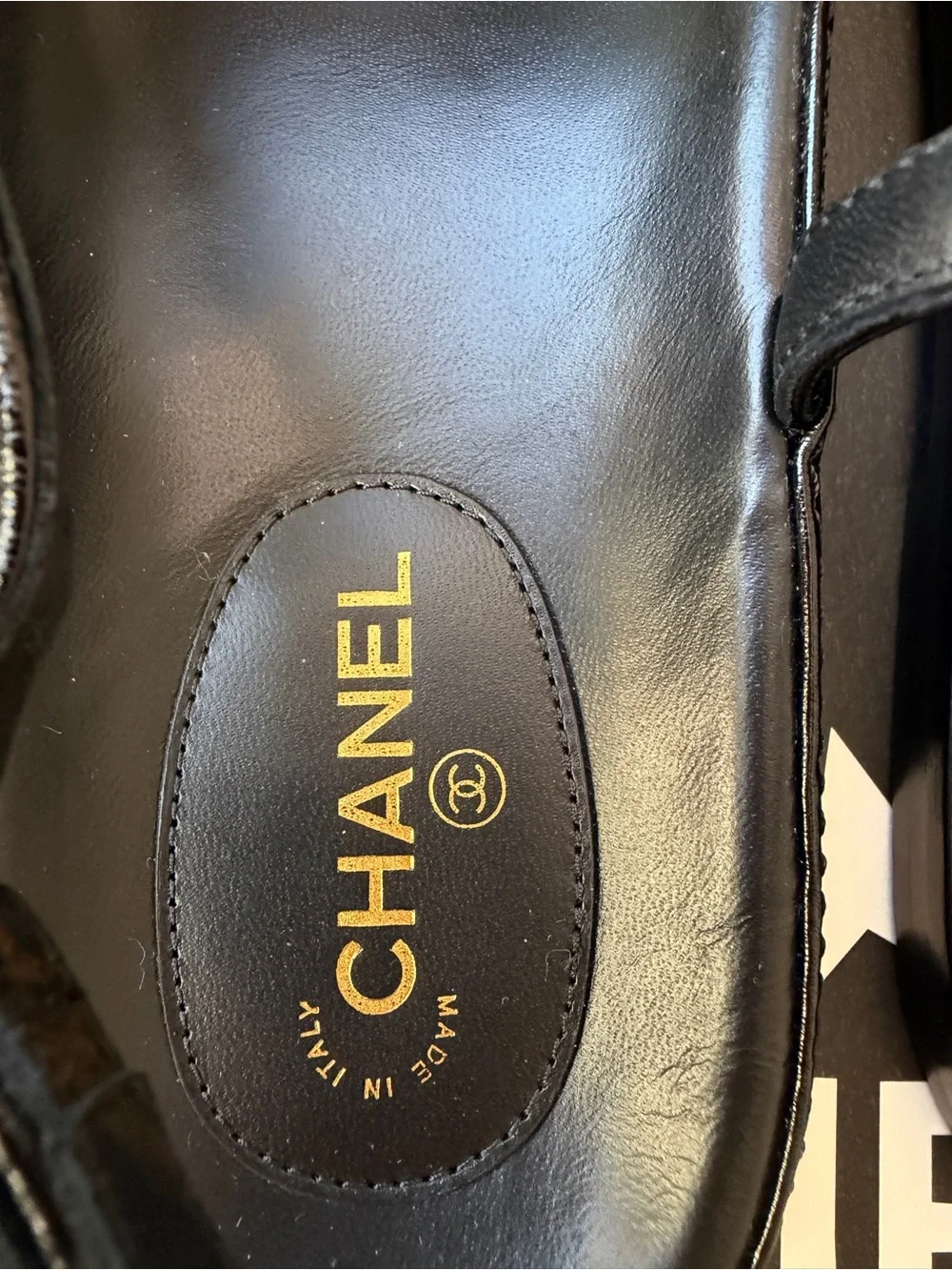 CHANEL iconic interlocking